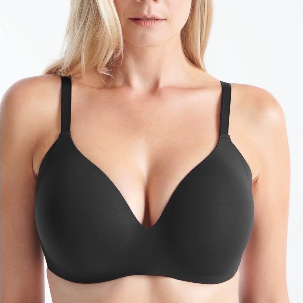 KNIX Bra Size 6+ Your Wing Woman Contour Wireless Unpadded T-Shirt Bra Black